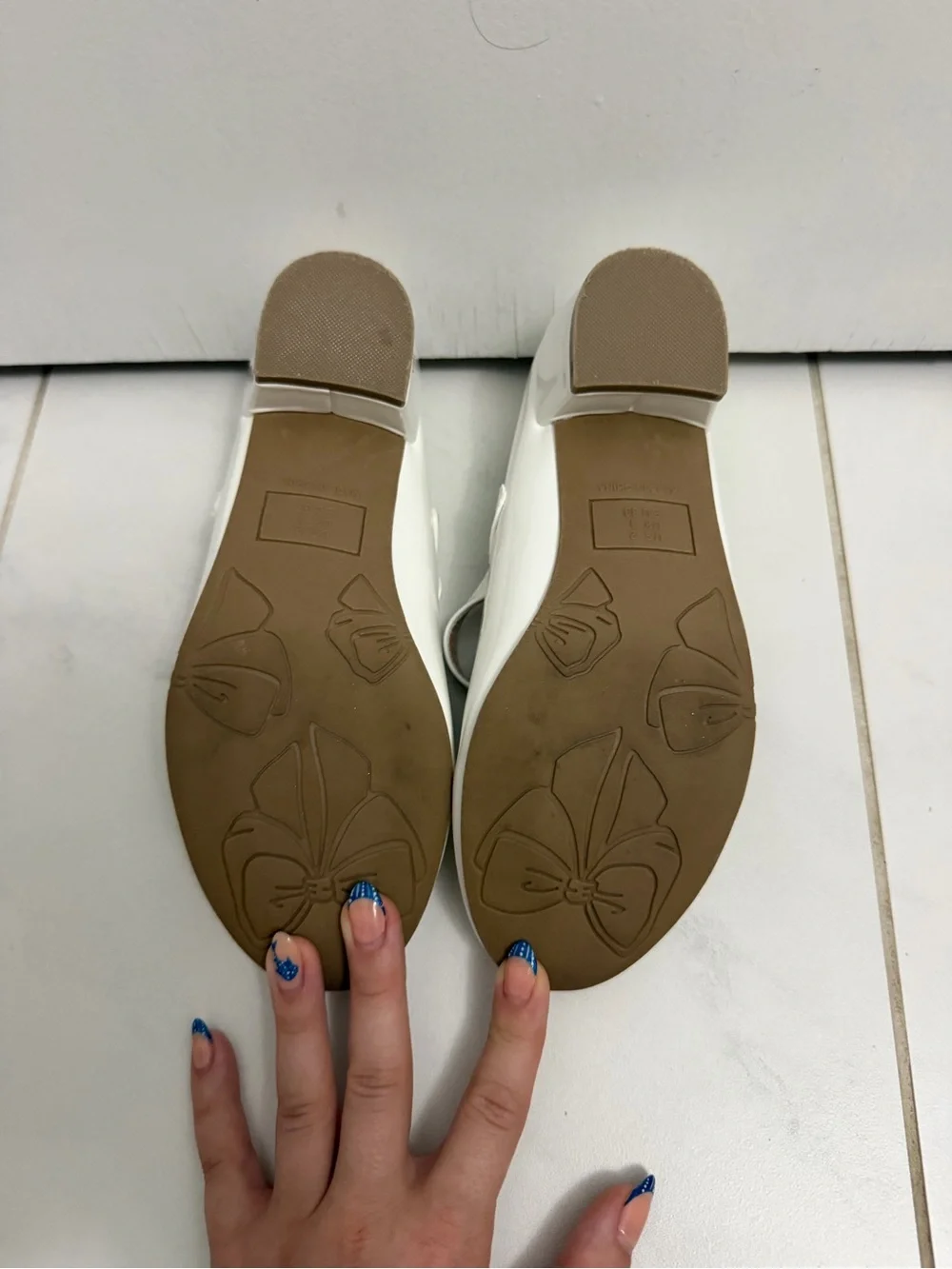Girls White Patent Mary Jane Shoes